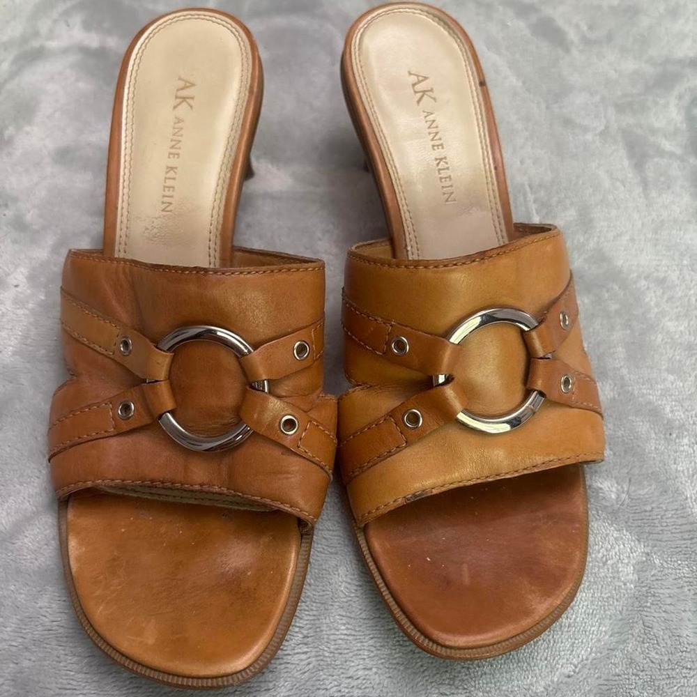 Anne Klein Tan Leather Sandals Silver Bucket Detail -6